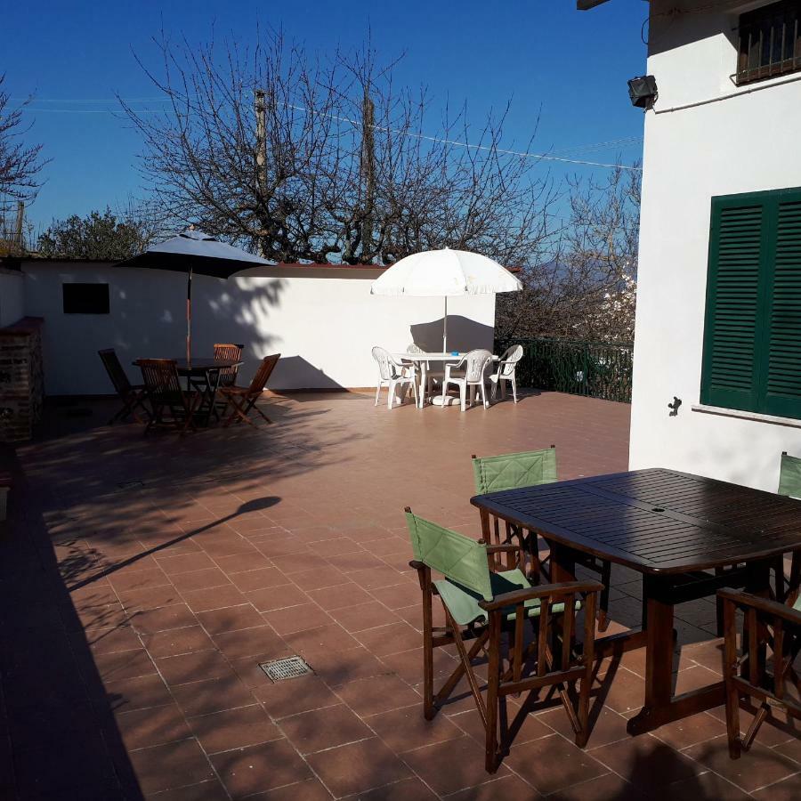 Ferienwohnung Il Ciliegio Del Pellegrino Gubbio Exterior foto